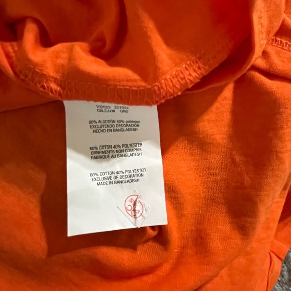 Women’s t-shirt size large - Picture 6 of 6